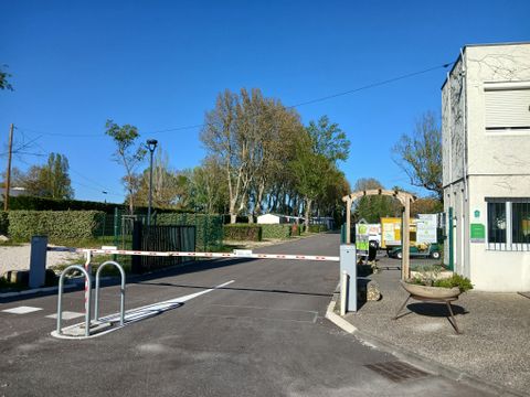 Camping Intercommunal de la Durance - Camping Vaucluse - Image N°0